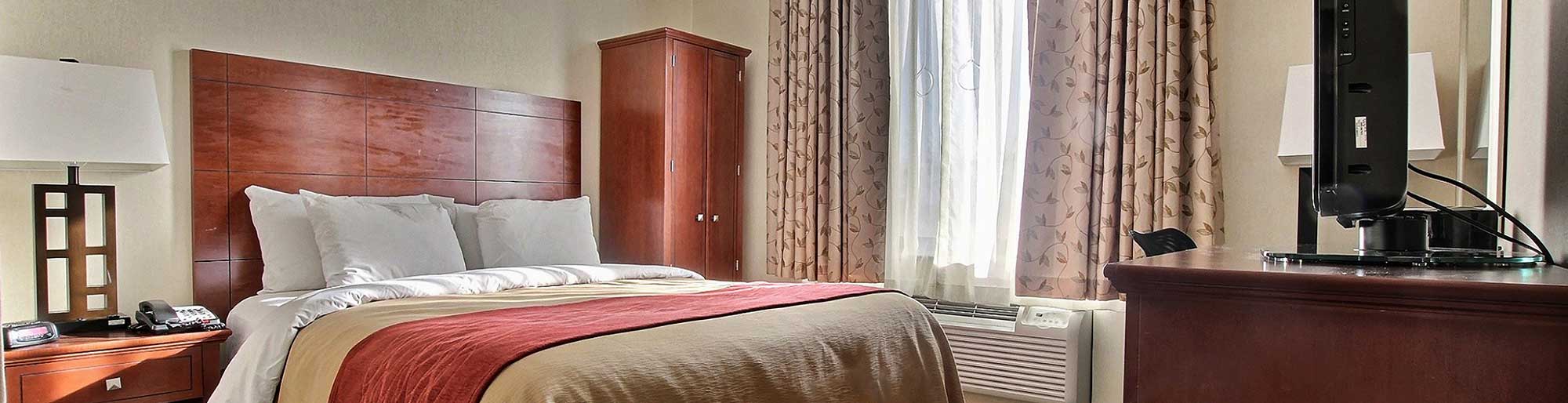 Interior of the rooms at our staten island ny hotel
